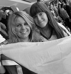 U nás v Ewing Group fandíme hokeji